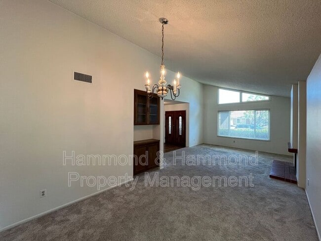 Photo - 11735 La Tierra Ct