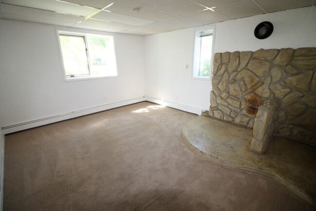 Photo - 3766 Lyle Ave Unidad #B