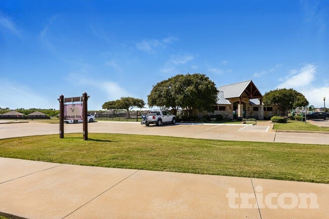 Photo - 2057 Wildwood Dr