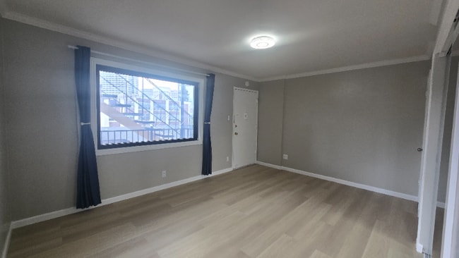 Building Photo - 140 Montecito Ave Rental