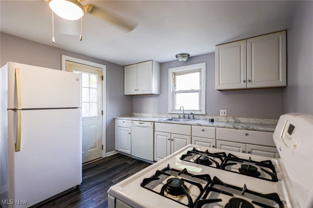 Photo - 1130 Ardmore Ave SW