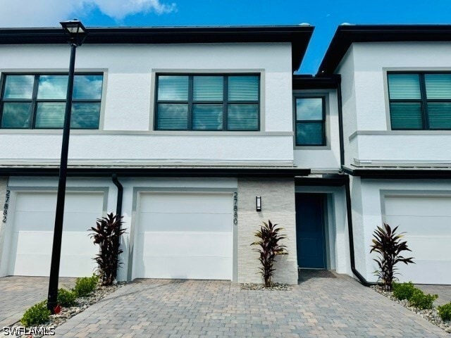 Building Photo - 27880 Radiant Ct