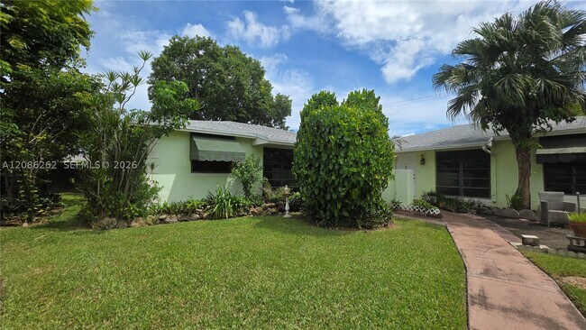 Photo - 19851 SW 103rd Ct Unit 19851