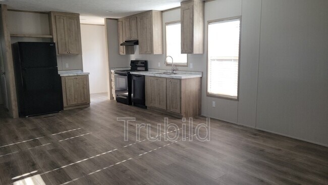 Photo - 390 Ridgeline Ct