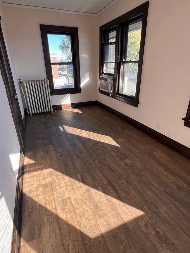 Photo - 702 N Raynor Ave