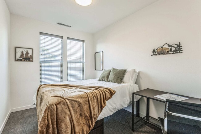 305 E Front St Unit SI ID1261716P