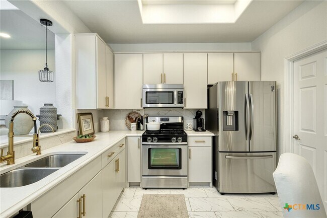 Photo - 7233 Menchaca Rd Unidad 10