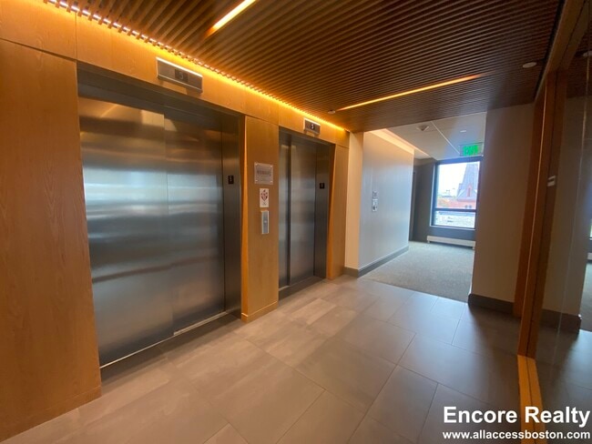 Photo - 150 Camden St Unidad 308