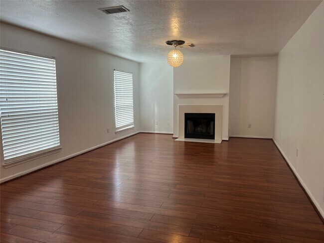 Photo - 14423 Parkesgate Dr
