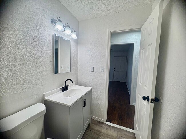 Photo - RENT SPECIAL!!!! Three bedroom home in S.W. OKC