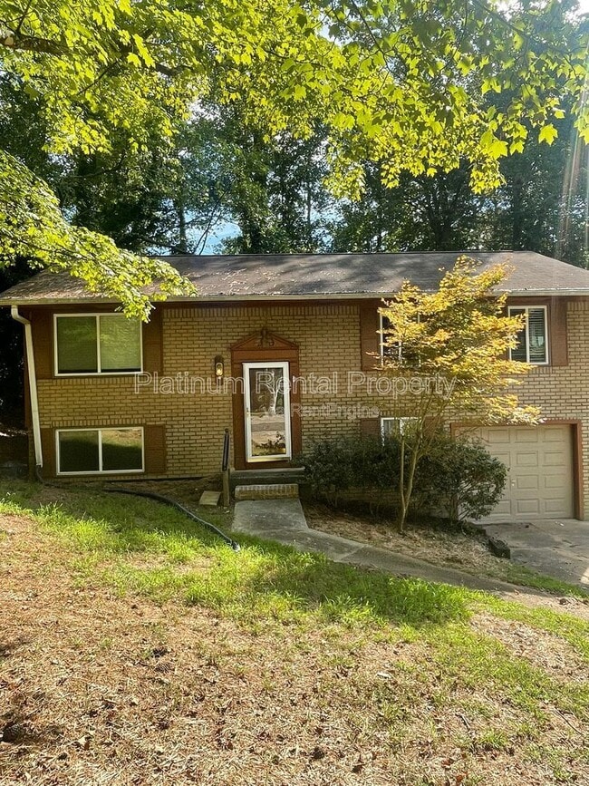 Photo - 2564 Timberly Dr SE