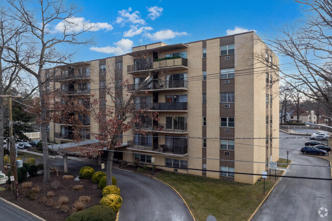 Photo - Chestnut Place Condos