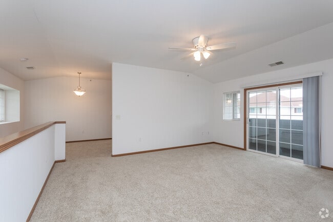 Regal Pointe Apartments