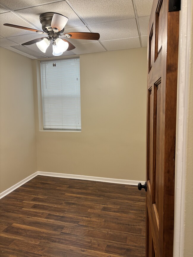 Bedroom - 4430 S Homan Ave Unit 1