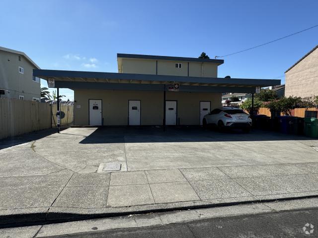 Building Photo - 3 bedroom in San Pablo CA 94806 Rental