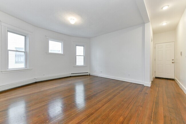 Photo - 45 Beech Glen St Unit 2