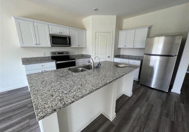 Photo - 1064 Water Oak Ln