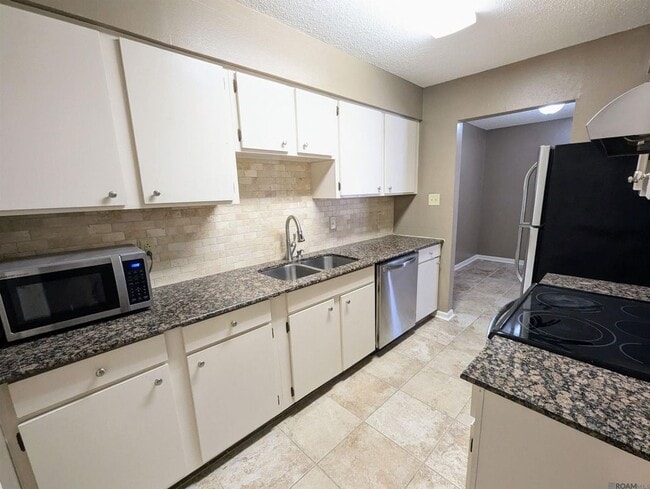 Photo - 1701 Lobdell Ave