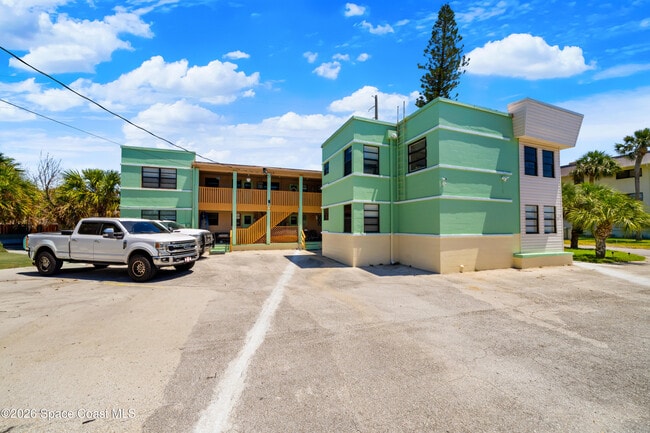 Building Photo - 1630 S Atlantic Ave Unit 4