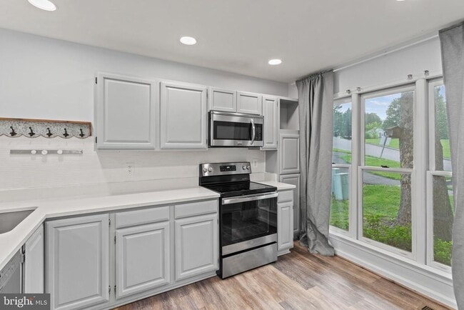 Photo - 6608 Beach Dr