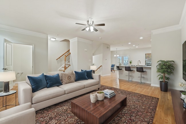 Photo - 407 Fairmont Dr