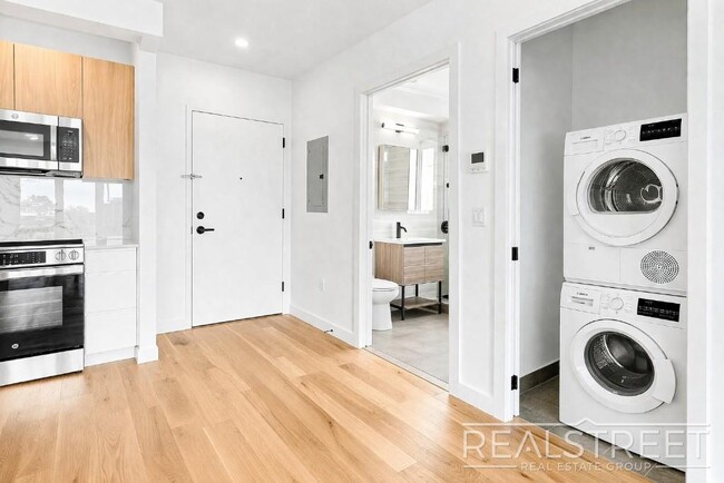 Photo - Rogers Avenue Unit 5A