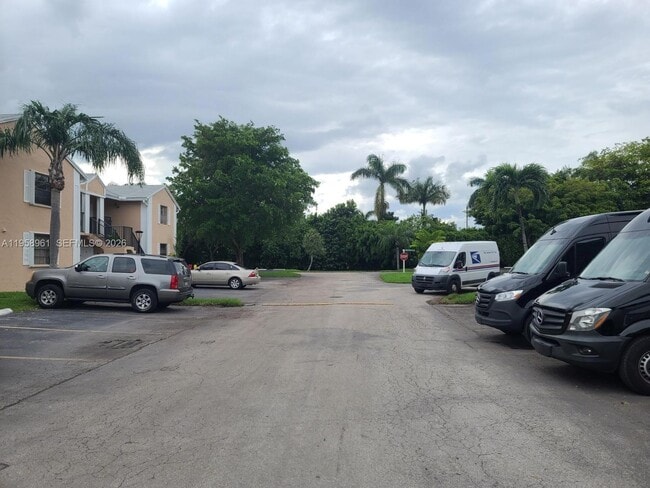 Photo - 1002 Adams Ave Unidad 1002D