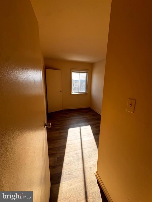 Photo - 4513 Logsdon Dr