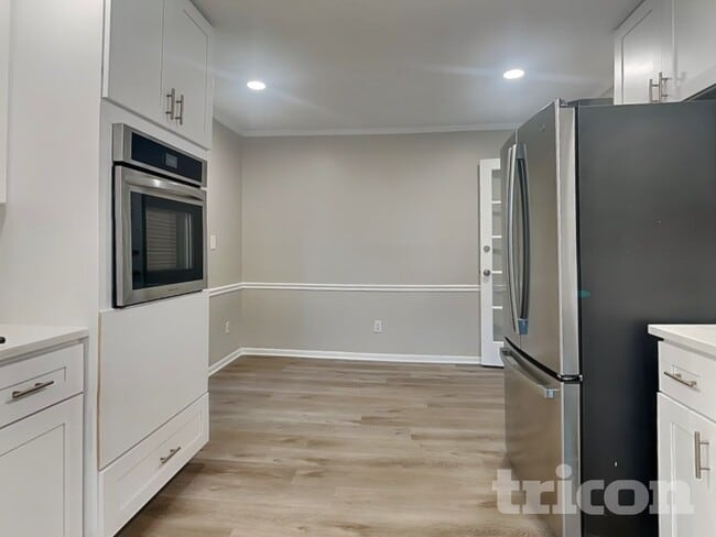 Photo - 135 Clearbrook Way