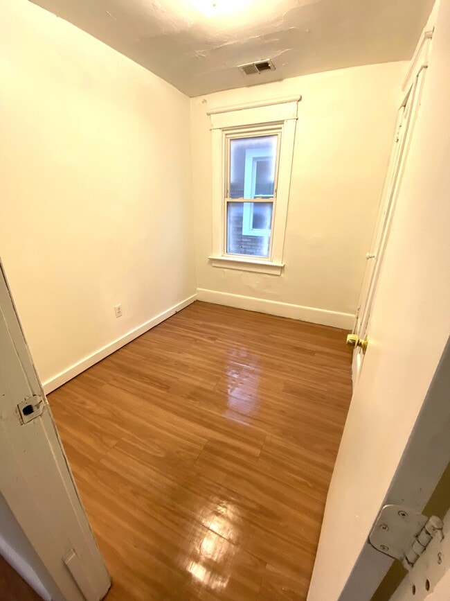 Photo - 526 E 22nd St Unidad 2