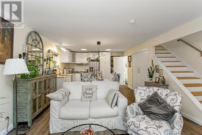 Photo - 3717 Hibbard St Unité #1