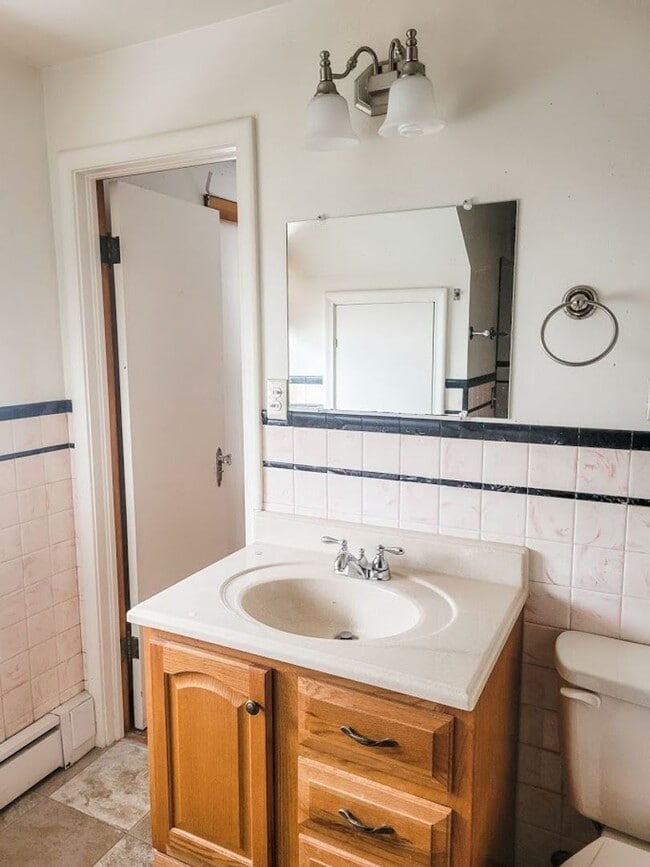 Photo - 820 Bellevue Ave Unit 4