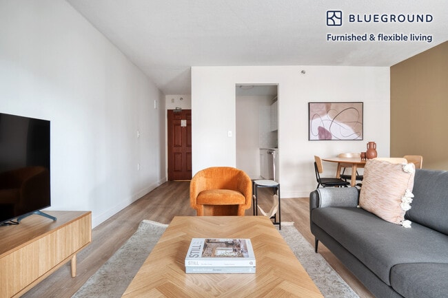 Photo - 270 Babcock St Unit FL1-ID823