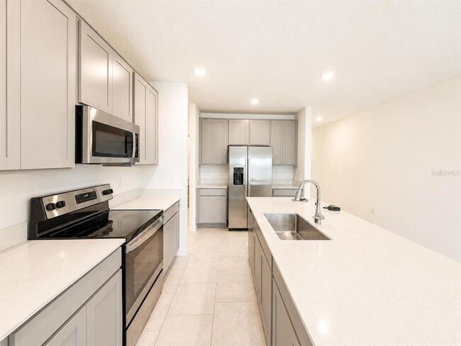 Photo - 360 Loch Ct