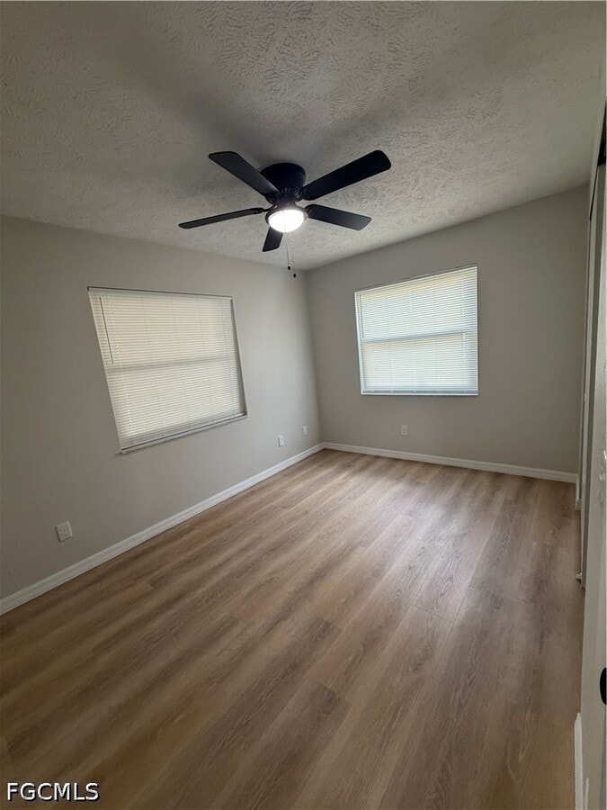 Photo - 1403 SE 11th St