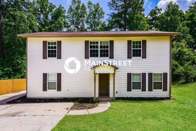Building Photo - 4 Bedroom Pet-Friendly Home in Conley, GA with Main Street Renewal