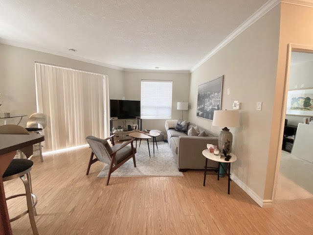 Photo - Upscale and Fabulous Condo Living in the heart of Downtown London – this incredible condo will go... Unité 1