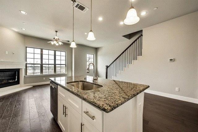 Photo - 8126 Foraker St