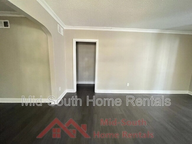 2151 Berkeley Ave