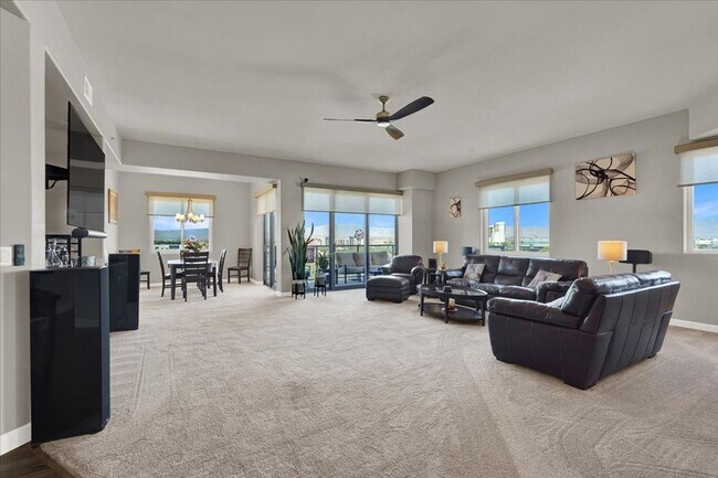Photo - High Rise Condo in One Las Vegas- 4 bedroo... Unit 722