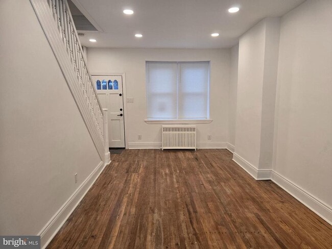 Building Photo - 4444 Fleming St