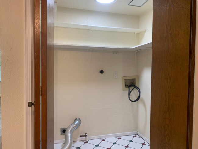 Photo - Townhome Style 2bed/1.5 bath