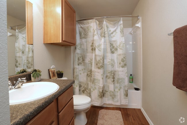 B1 Bathroom 2