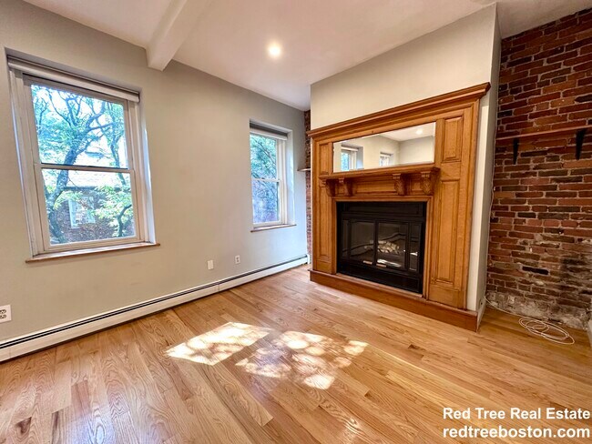 Photo - 18 Garden St Unit 3