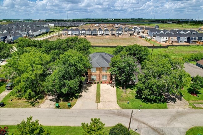 Photo - 10302 Buffum St