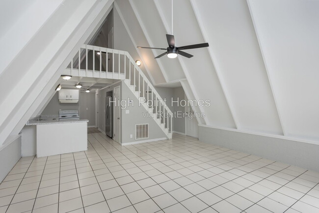 Photo - 1696 Johnson Rd