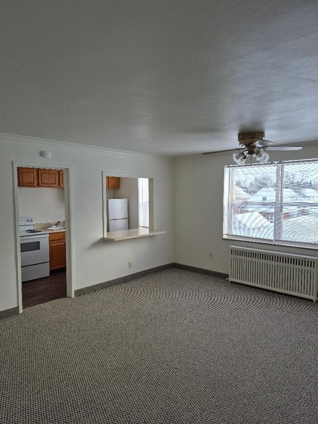 Building Photo - 3535 State St