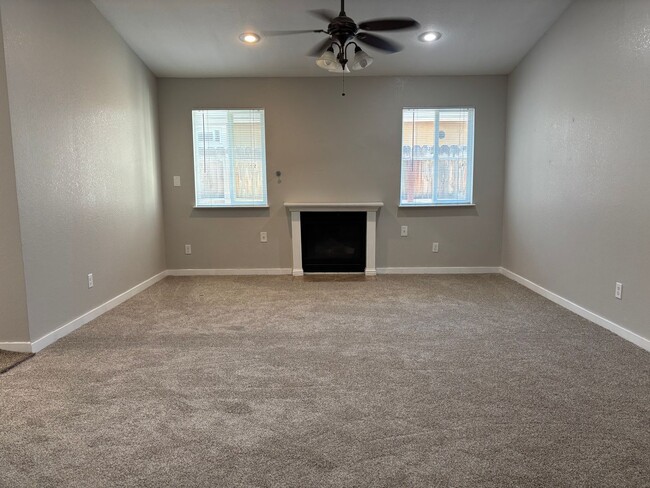 Photo - 3 BR home near Central High East campus, good access to HWY 99