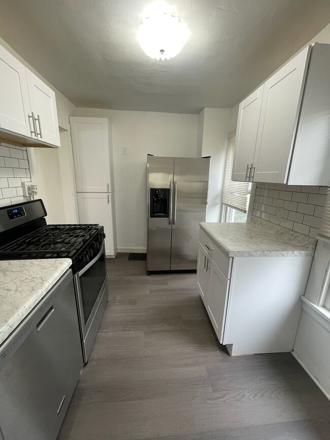 Photo - 116 S Hamilton St