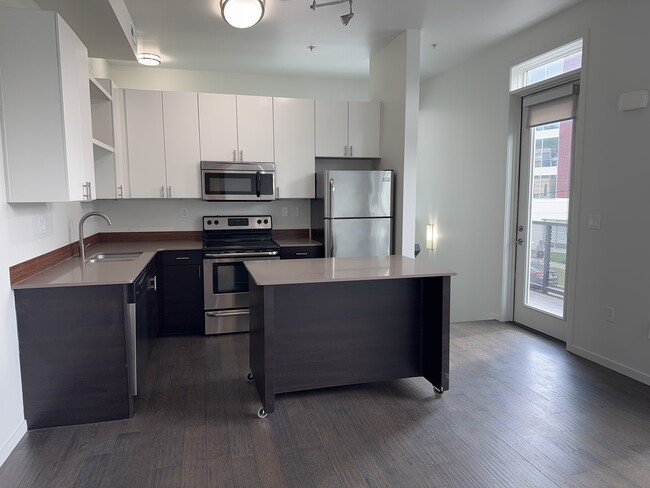 Mather Kitchen & Balcony